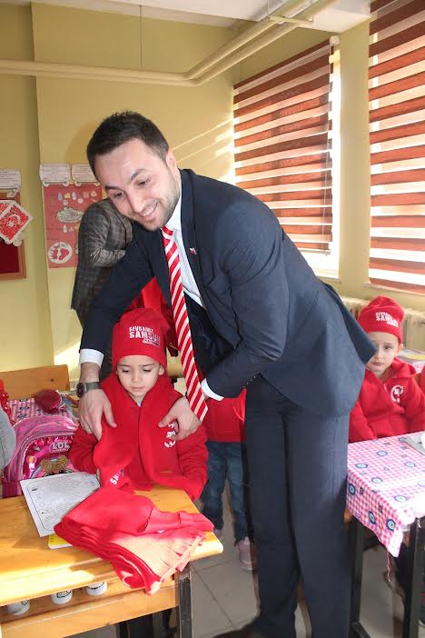Minikler Üşümesin projesi 5 yaşında: Kardan önce onlar gitti!