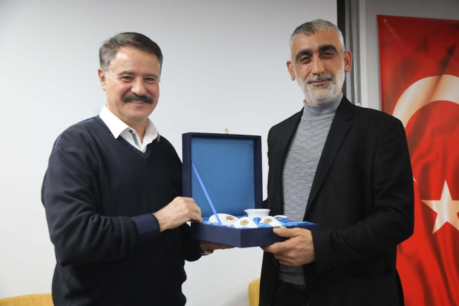 Atakum şiir ve müziğe doydu