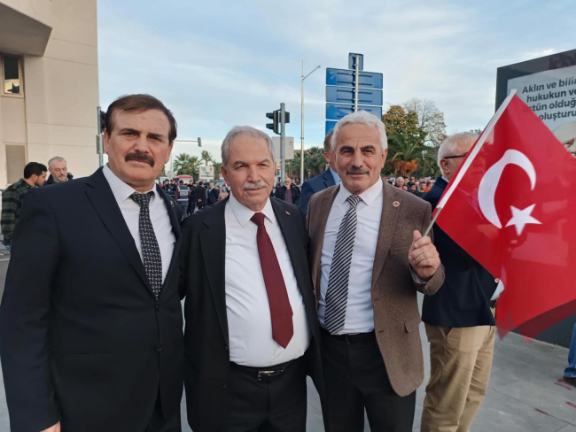 İYİ Partili Demirtaş Külliye’ye gitti: AK Parti İlkadım’ı geri istiyor