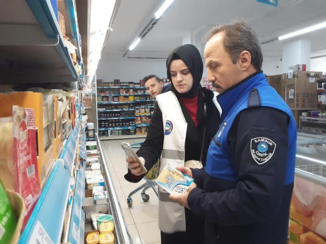Canik’te zabıta denetimlerini sürdürüyor