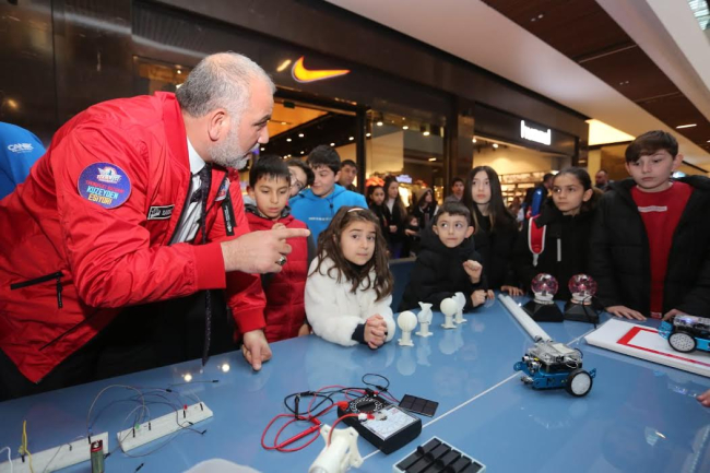 Canik’te teknolojiyi üreten nesil yetişiyor