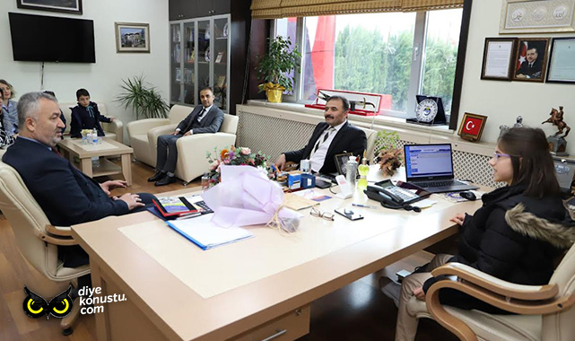 Başkan Topaloğlu koltuğu devretti