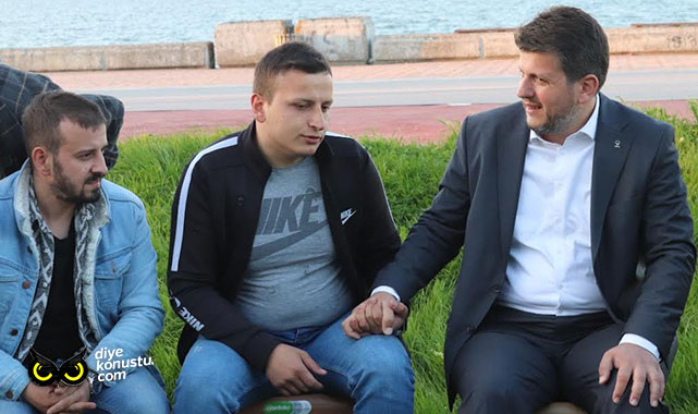 Milletvekili adayı Şenocak gençlerle buluştu