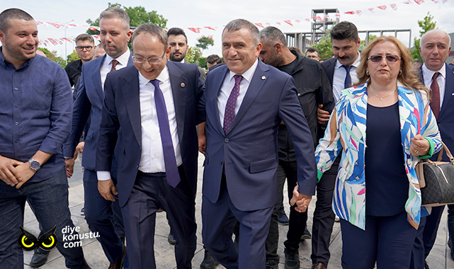 MHP’den Samsun’da gövde gösterisi: Salon taştı