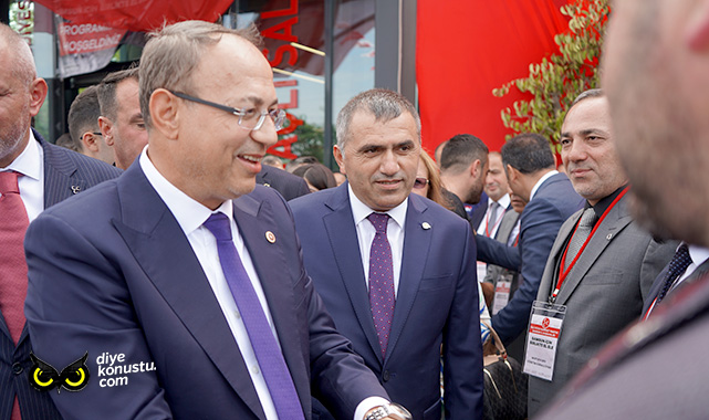 MHP’den Samsun’da gövde gösterisi: Salon taştı