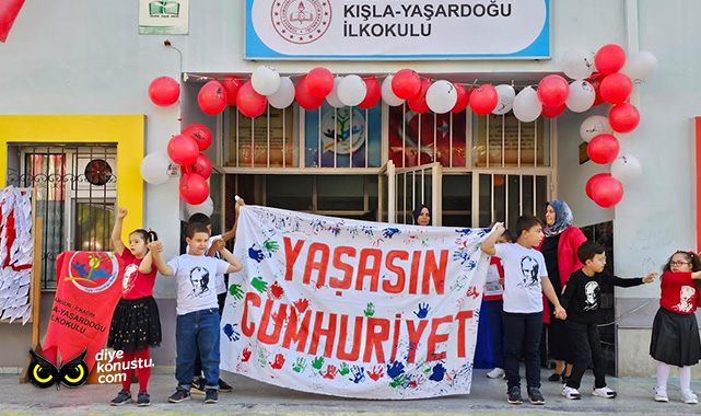 Kışla Yaşardoğu İlkokulu öğrencilerinden duygulandıran 29 Ekim kutlaması