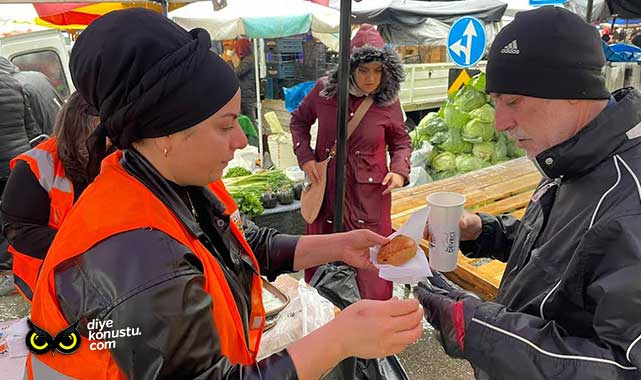 Atakum’da iç ısıtan ikram… Öğrenci ve esnaftan Başkan Deveci’ye teşekkür…