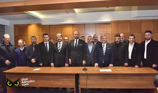 Ve rozeti taktı… ‘Kenti kaderimize kendimiz karar vereceğiz’
