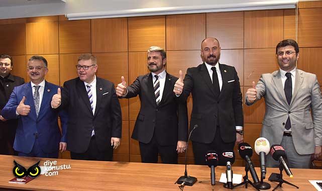 Ve rozeti taktı… ‘Kenti kaderimize kendimiz karar vereceğiz’