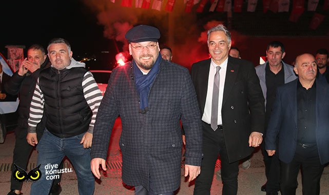 Miting gibi buluşma… Serhat Türkel’e sevgi seli…
