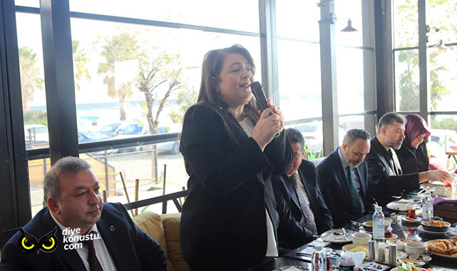 Özlem Maraş muhtarlarla buluştu: Atakum’un geleceğini birlikte inşa edeceğiz