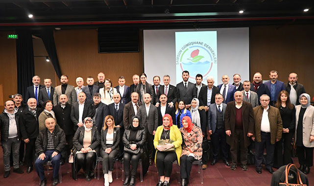 Kurnaz’dan Demirtaş’a slogan tepkisi: Başarısızlığını sloganlarla örtüyor