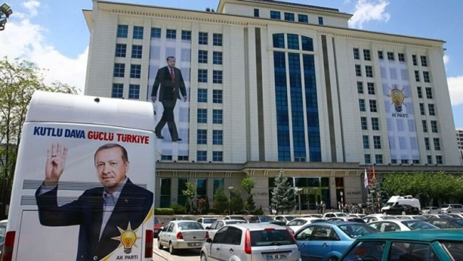 Tolga Birgücü yazdı: Fatura AKP’de kimlere kesilecek? Seçmen gayrimenkul ve mali varlık artışını konuşuyor… Yeniden Refah’a geçiyorlar.. 