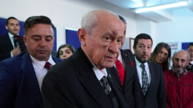 Devlet Bahçeli’nin yüzündeki morlukların nedeni belli oldu