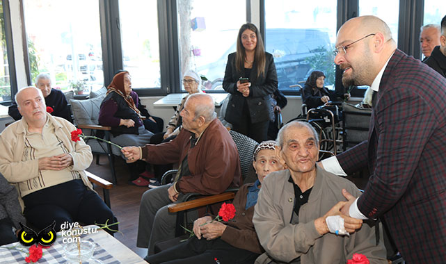Türkel’den anlamlı ziyaret… Bayram öncesi ellerini öptü, hayır dualarını aldı…