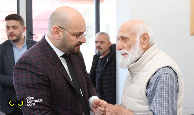 Türkel’den anlamlı ziyaret… Bayram öncesi ellerini öptü, hayır dualarını aldı…