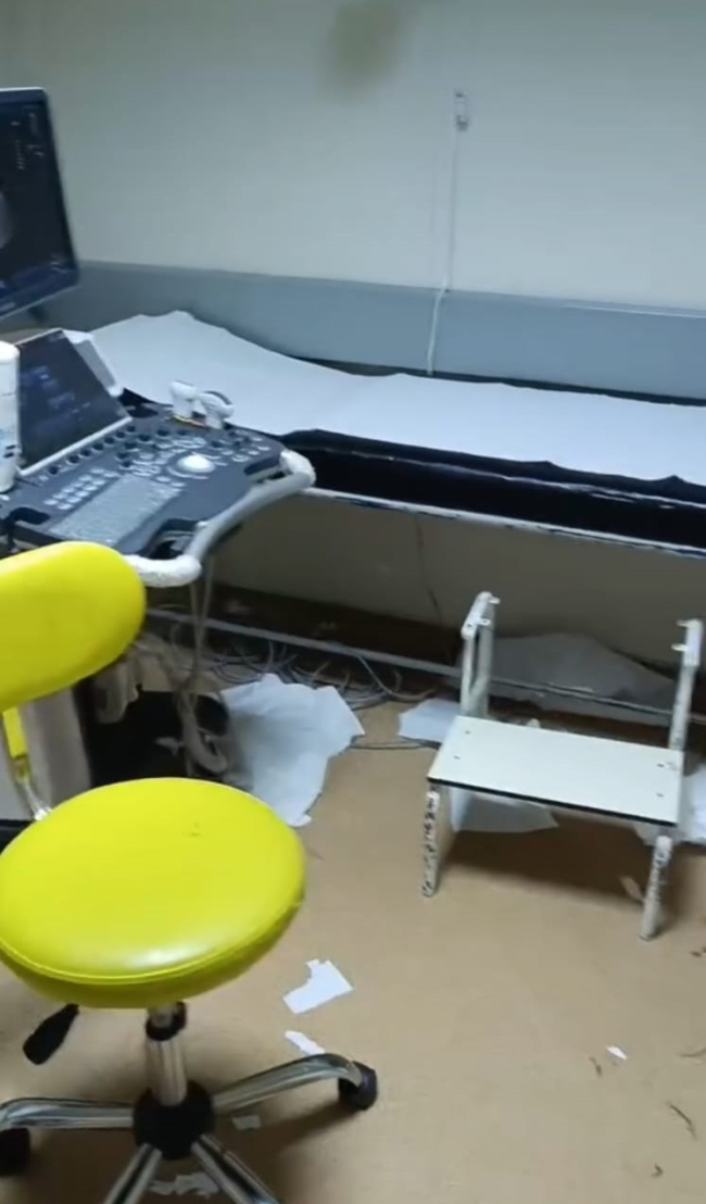 OMÜ’de rezalet… Acil Servis temizlikten bihaber…