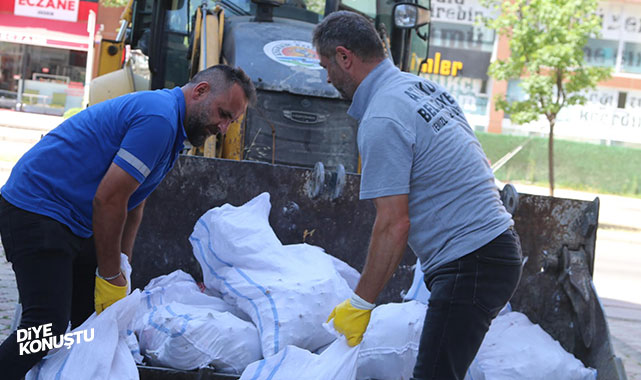 Atakum’da temizlik seferberliği: Günde 20 sokak yıkıyorlar