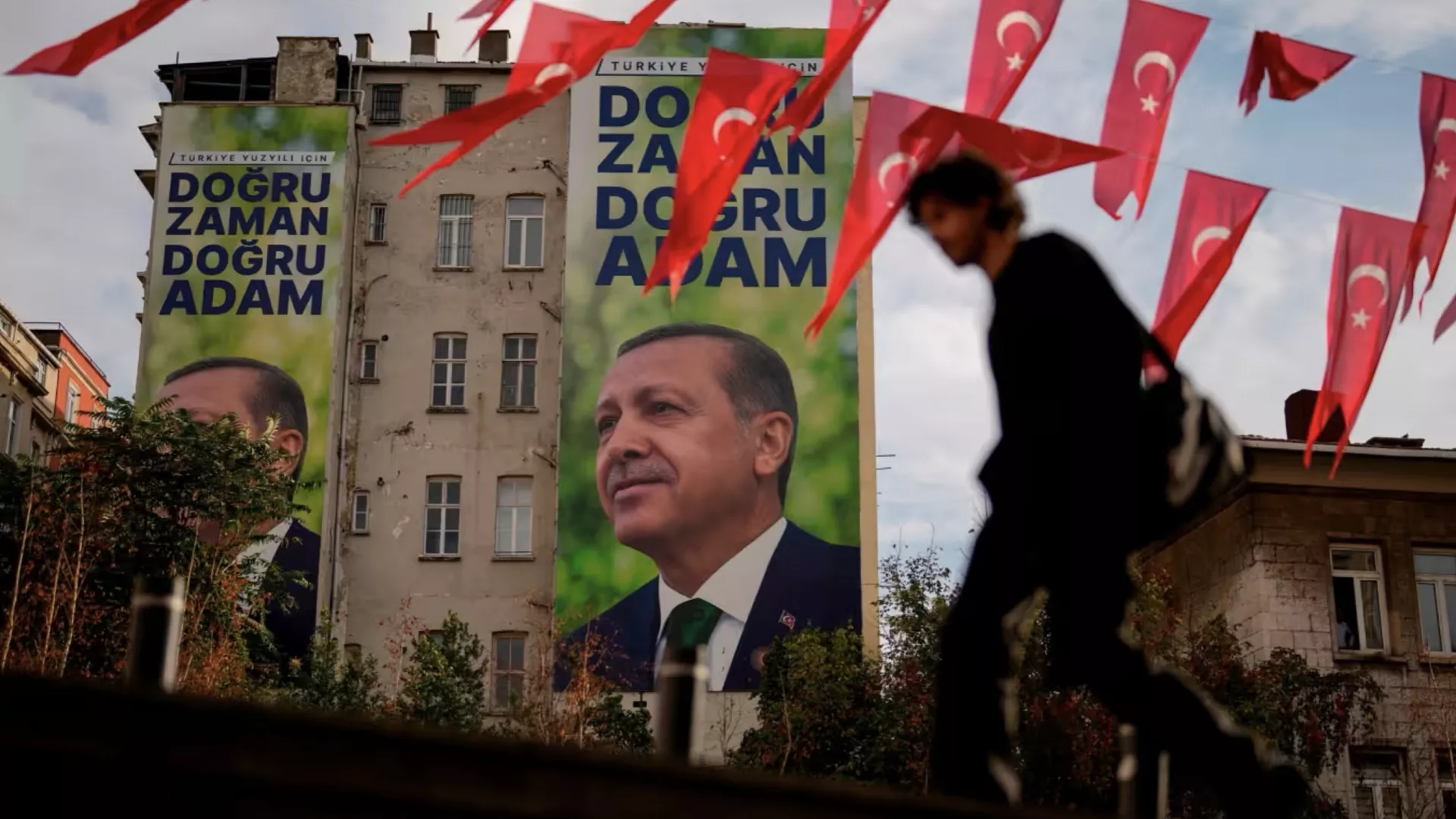 Erdoğan’ın silüetine kola sıçratan vatandaşların adli kontrolleri kaldırıldı
