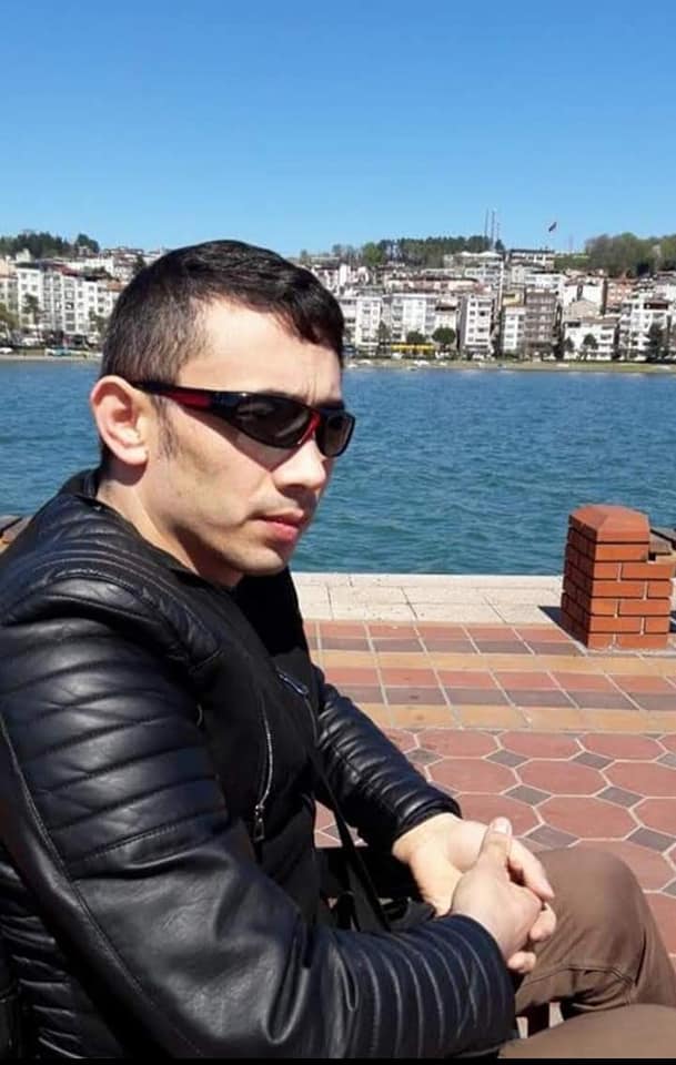 Daha önce de kadınları fırçalamıştı: AK Partili başkandan engelli gence fırça