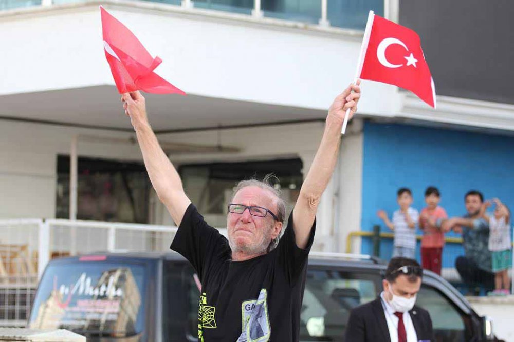 Atakum’da 19 Mayıs coşkusu evlere sığmadı