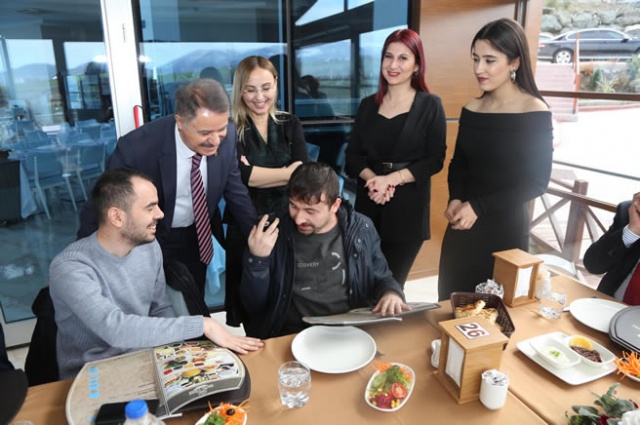 Samsun’da bir ilk; Atakum’da engelsiz menü dönemi