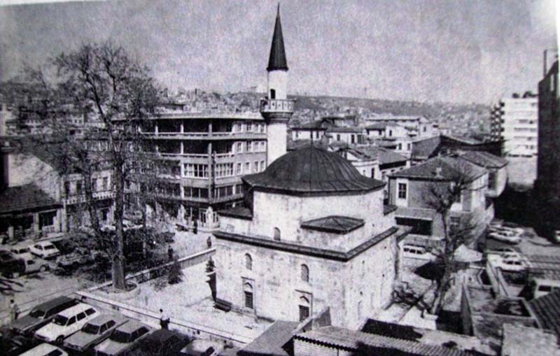Mimarı bilinmeyen cami, tarihe tanıklık ediyor