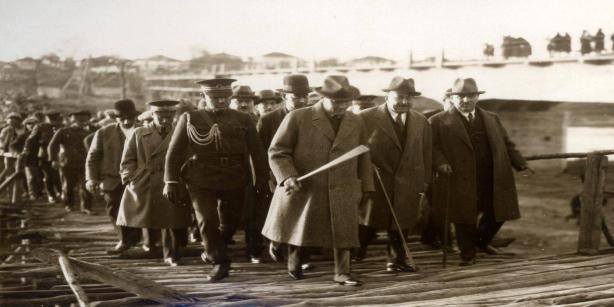 Tarihi tahta köprünün gravürü ortaya çıktı