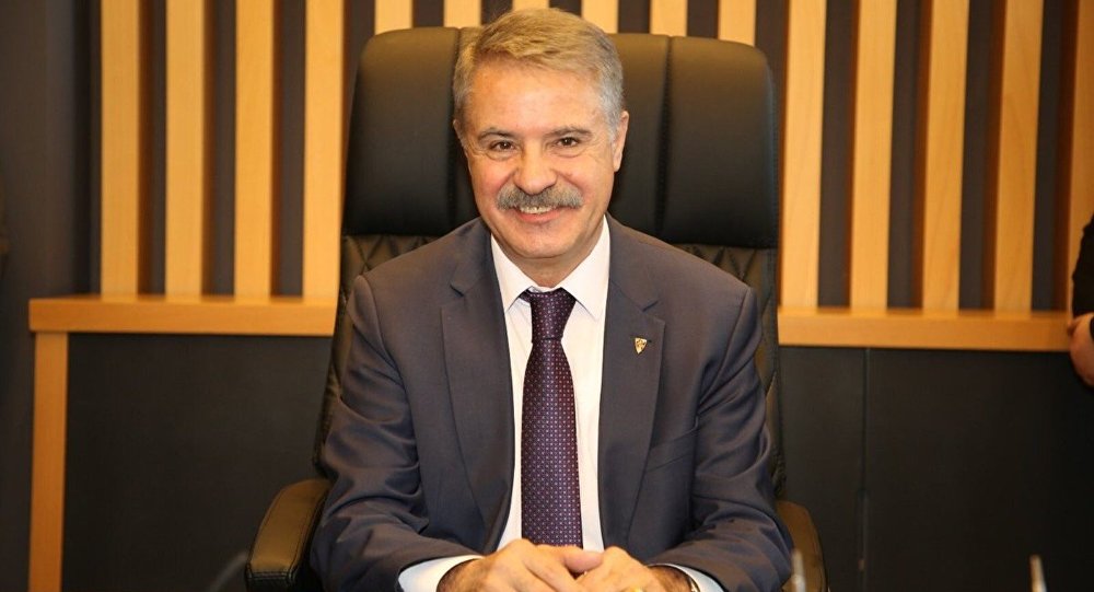 Başkan Deveci, evi yanan personelini yalnız bırakmadı