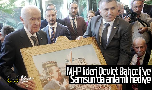 MHP’li Burhan Mucur’dan Bahçeli’ye anlamlı hediye