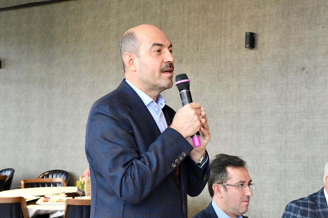 AKP’li belediye başkanından 15 Temmuz günü polise öğretmen talimatı: “Çıkarın lan, bunu bu meydandan”