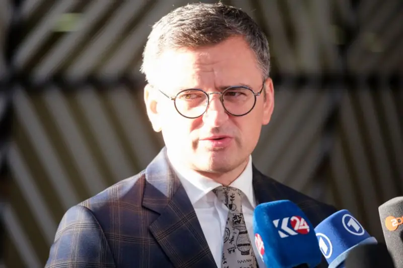 Ukrayna’da istifalar peşpeşe… 2 başbakan yardımcısı 4 bakan…