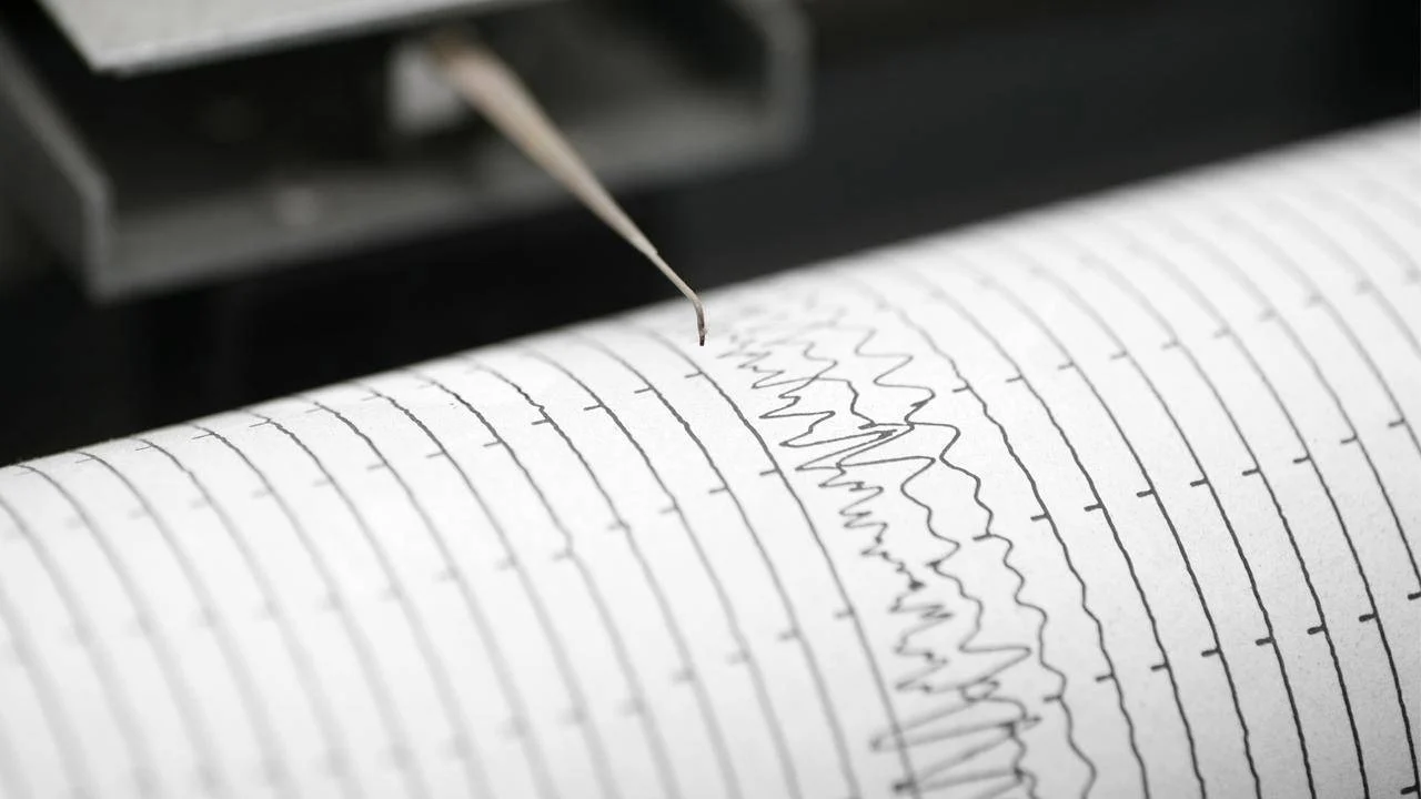 Sivas’ta üst üste 2 deprem… Eğitime ara verildi…