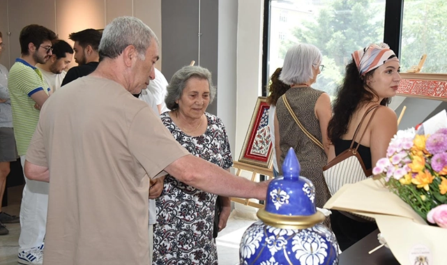 Ata mirası çini sanatı Atakum’da görücüye çıktı