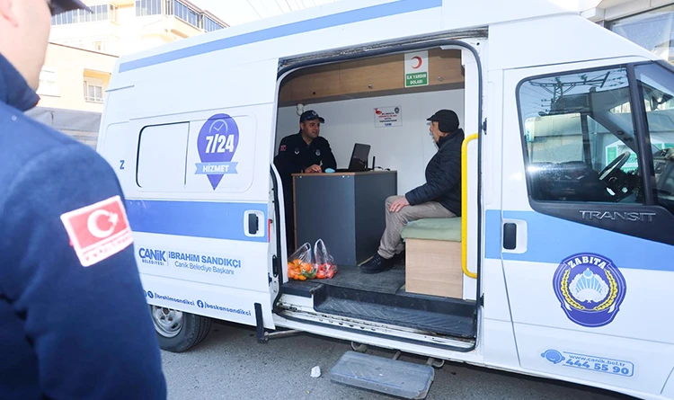 Canik’te mobil zabıta dönemi: Talepler yerinde dinleniyor