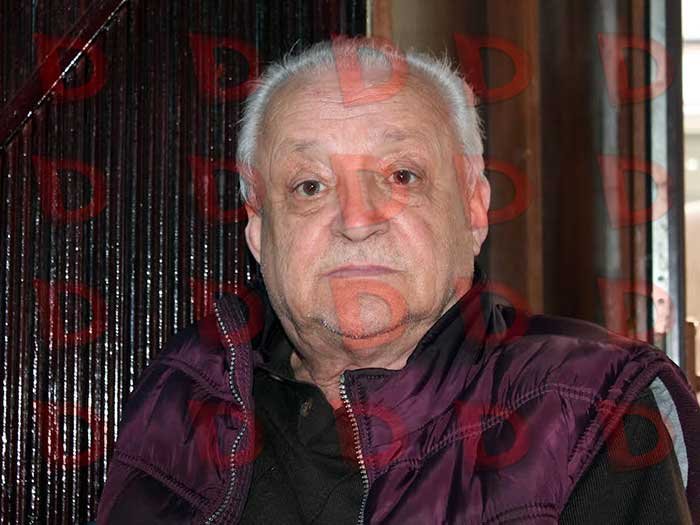 Samsun'da bir tarih daha yok oldu: Şehrin en eski kahvehanesi gözlükçü oldu 4 Samsunda bir tarih daha yok oldu. 1943 yilindan buyana hizmet veren kentin en eski isletmesi olan Zurra Kahvesi gozlukcu oldu.1