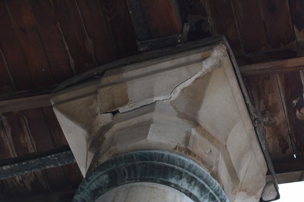 13 Yuzyila Ait Turbe Curumeye Terk Edildi Jpg