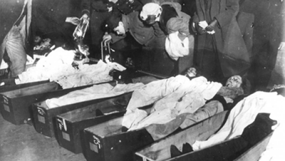 8 Martta Ne Olmustu Png