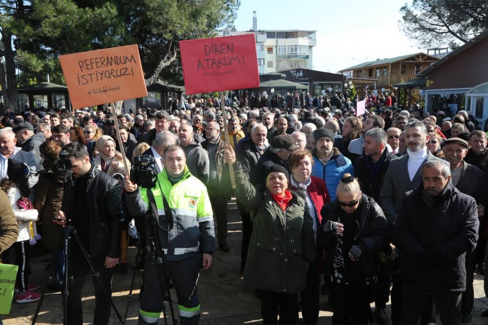 Atakumda Yali Kafe Eylemi Referandum Yapilsin 2 Jpg