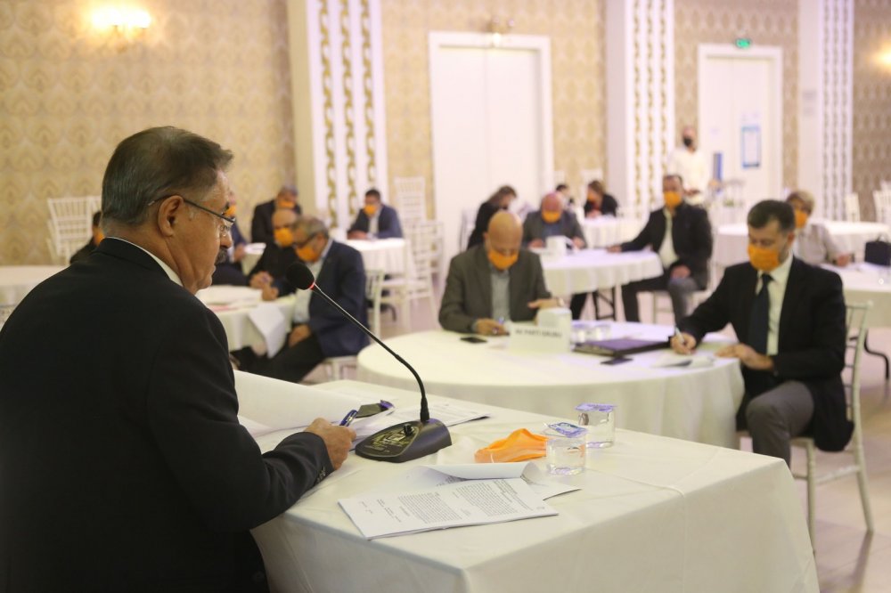 Baskan Deveciden Meclise Kgys Cagrisi Atakuma Yasam Hakki Verin Jpg