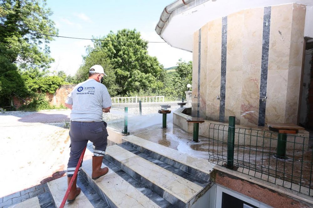 Canik Bayrama Hazirlaniyor Jpg