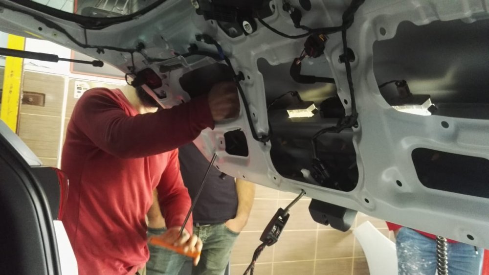 Densiz Oto Tamircisinden Saglikciya Pandemide Parayi Kirdiniz Jpg