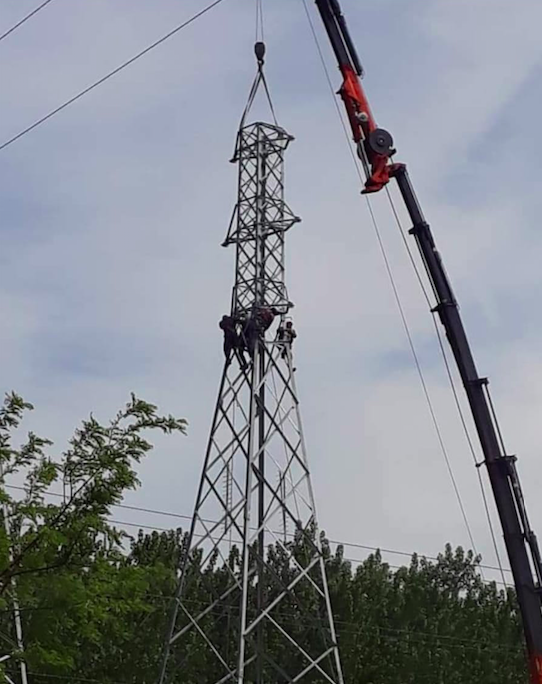 Hakkari Degil Samsun Santrale Kacak Elektrik Hatti Cektiler Png