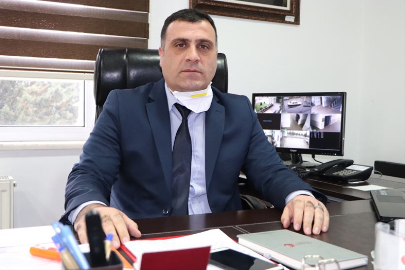 Mezarlik Mudurunu Zabita Kus Cenneti Mudurunu De Mezarlik Muduru Yaptilar Jpg