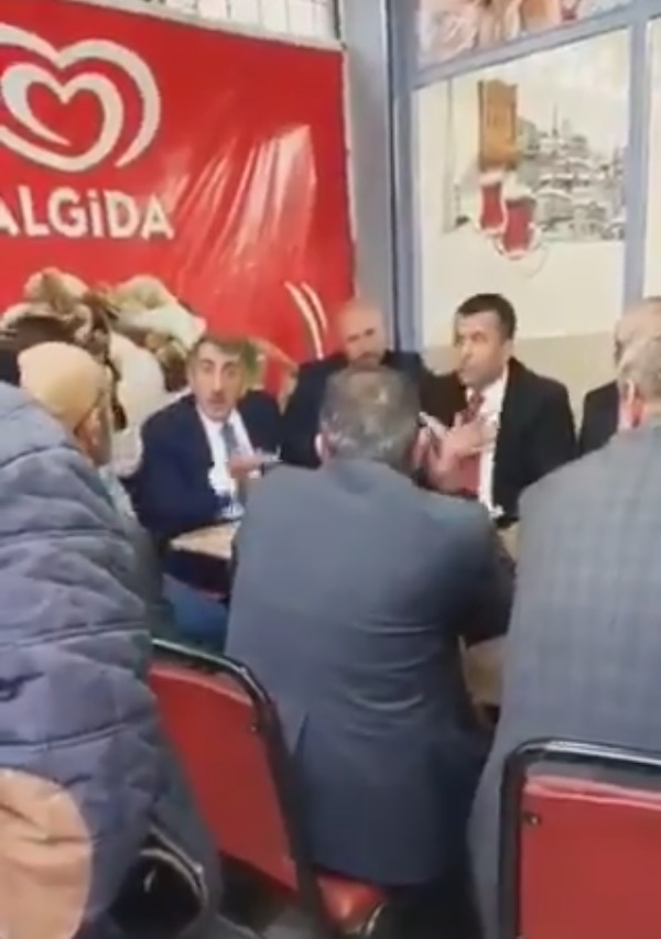 Samsun'da siyasiler santral mesaisinde 2 siyasiler santral mesaisinde 2