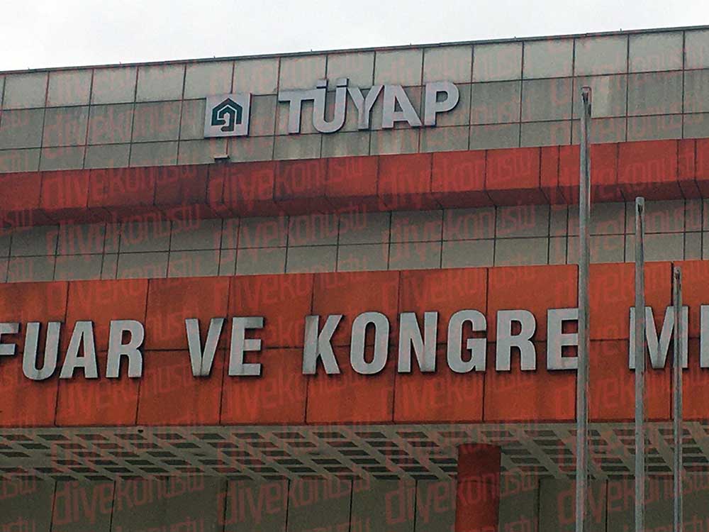 Tuyaptan Turk Bayragi Rezaleti Jpg