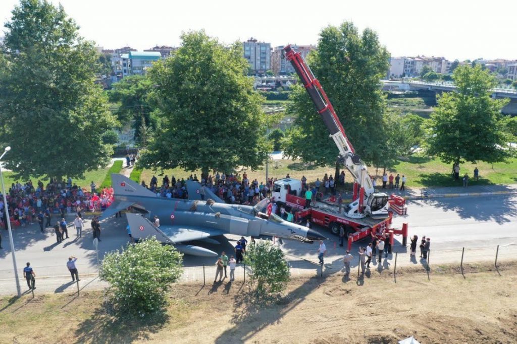 Çarşamba’da şehit pilot anısına savaş uçağı