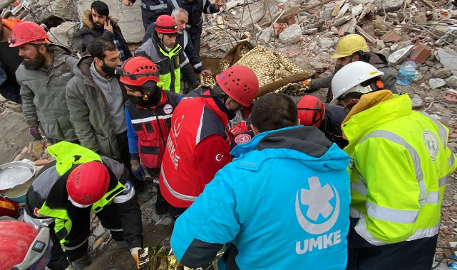 108 Saat Sonra Cak Ekipleri Kurtardi 9412 Jpg 2