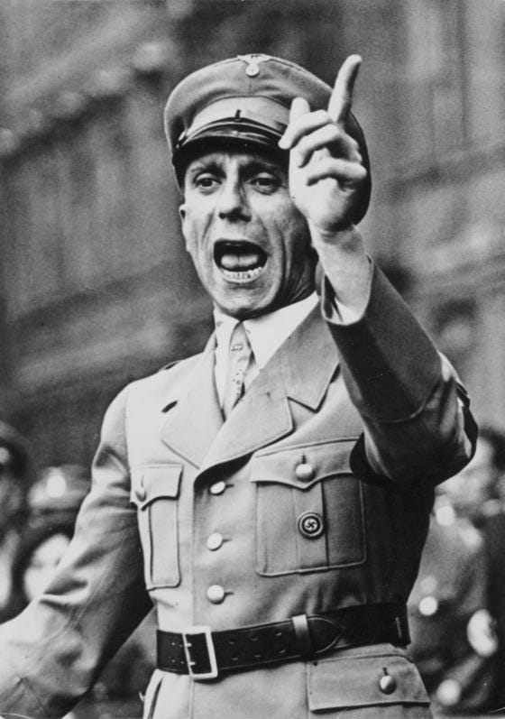Joseph Goebbels (1897-1945): Nazi propagandasının mimarının hayatı, ideolojisi ve metotları