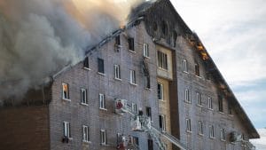 Otel müdürü resmi kayıtlarda resepsiyon personeli olarak gösterilmiş